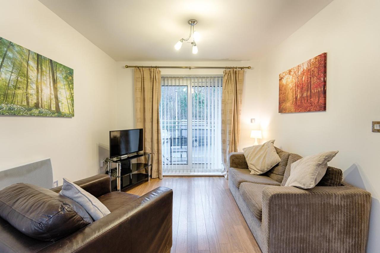Parking, Balcony, Fully Equipped Kitchen Apartment Swansea Exterior photo